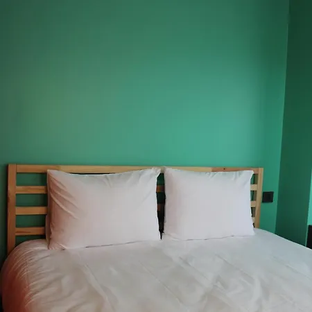 Hostel Ueskuedar