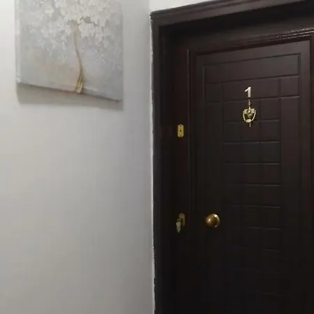 Apartament Istiklal Caddesi Ve Taksim Yuruyerek 1 Dakika.
