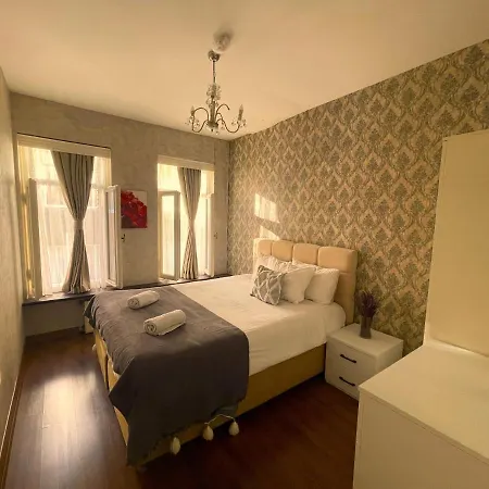 Aparthotel Es Moda Istanbul