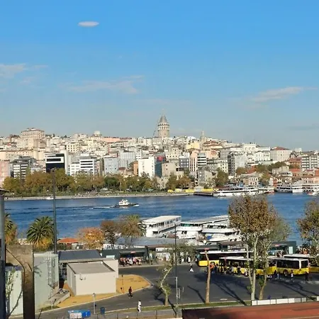 White Palace Halic