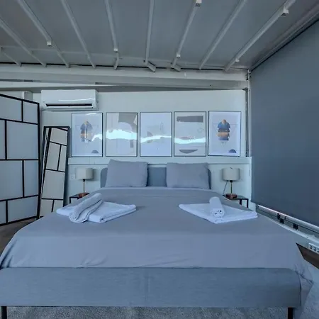 Apartment Penthouse: View & Retractable Roof *