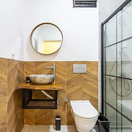 Red Suites Balat - Orange And Blue *