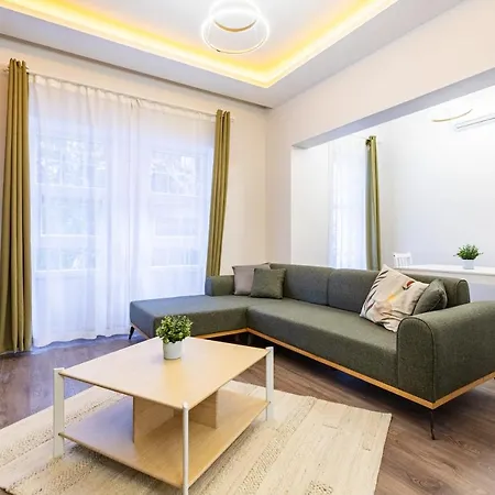 Red Suites Balat - Orange And Blue *