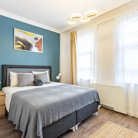 Apartment Red Suites Balat - Orange And Blue Istanbul
