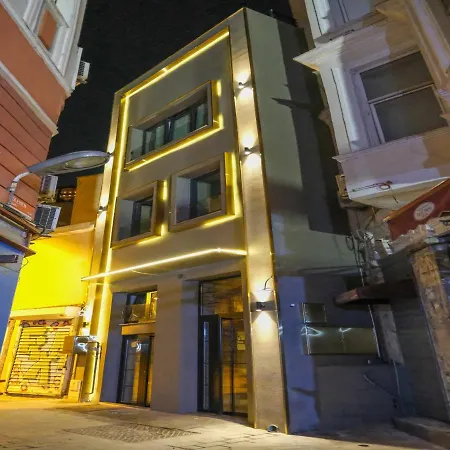 Palazzo Karakoey Hotel *