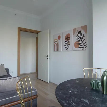 Apartment Charming 3bdr In The Heart Of Halkal Merkez Istanbul