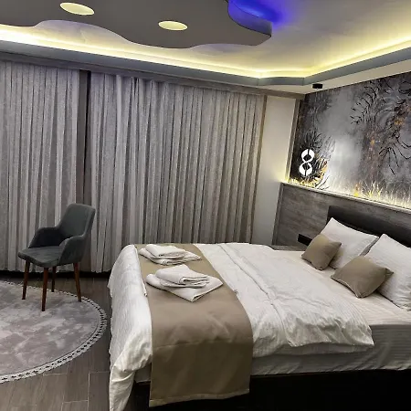 Hotel Blue Moonrise
