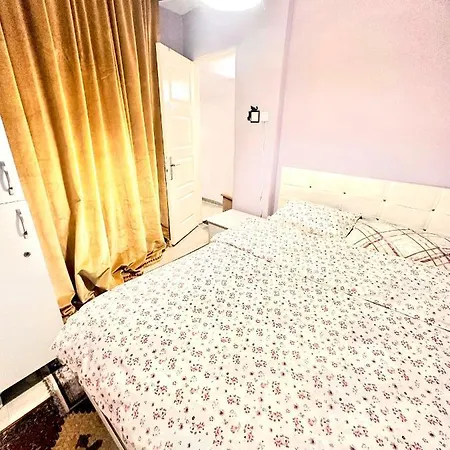 Close To Akasary Metro Station Istanbul