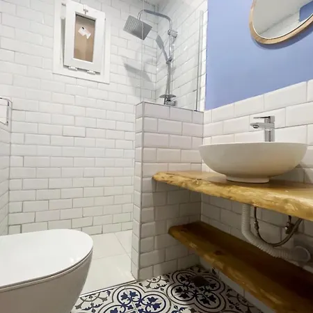 Apartment Beautiful 2br And 2toilet Balcony Near Hilton #4 *