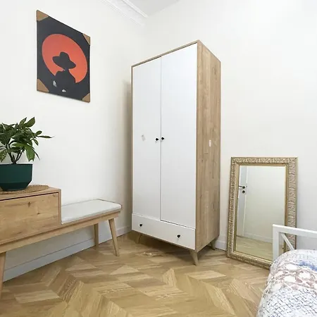 Beautiful 2br And 2toilet Balcony Near Hilton #4