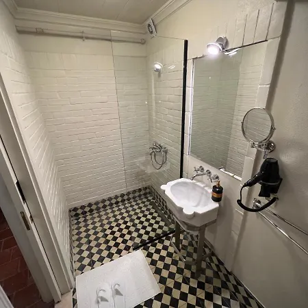 Homestay Olivera Suites Balat Istanbul