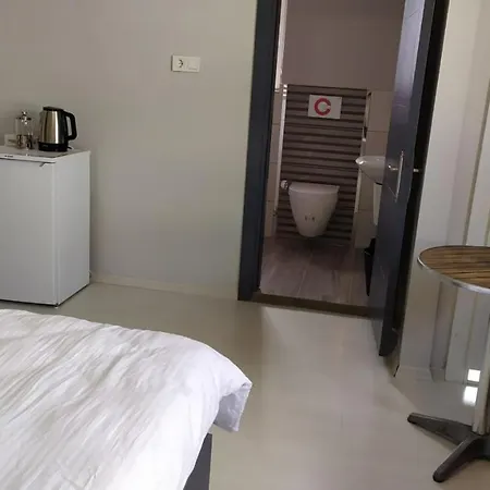 Apartament Razi Turizm *