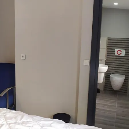 Apartament Razi Turizm *