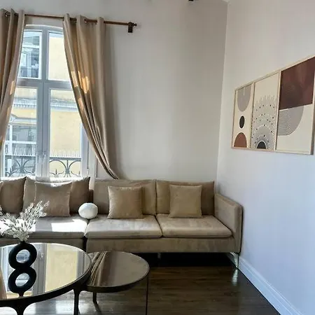 3+1 Luxury Design Near Galata *