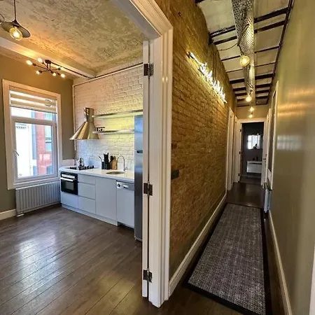 3+1 Luxury Design Near Galata * Istanbul