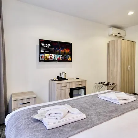 Hub Pera 3* Стамбул