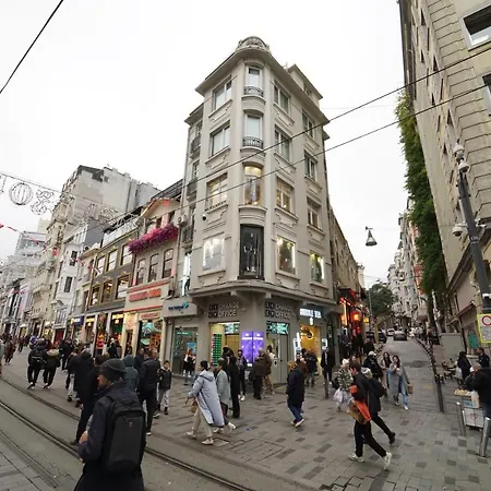 Ramatuelle Apartment Istanbul