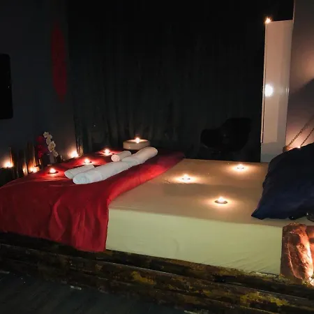 Zirkon Suit Apartment *