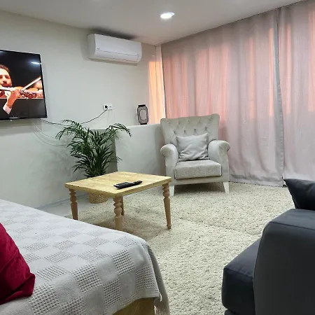 Apartament Fatih Merkezi Lokasyon Guzel Teras Manzarasi