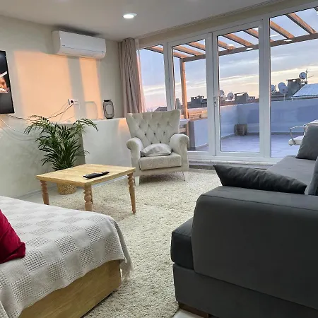 Fatih Merkezi Lokasyon Guzel Teras Manzarasi Apartment