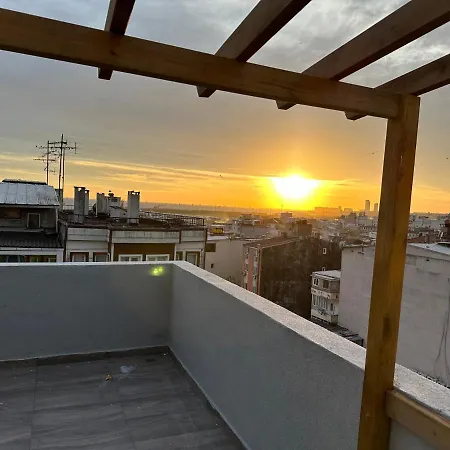 Apartment Fatih Merkezi Lokasyon Guzel Teras Manzarasi