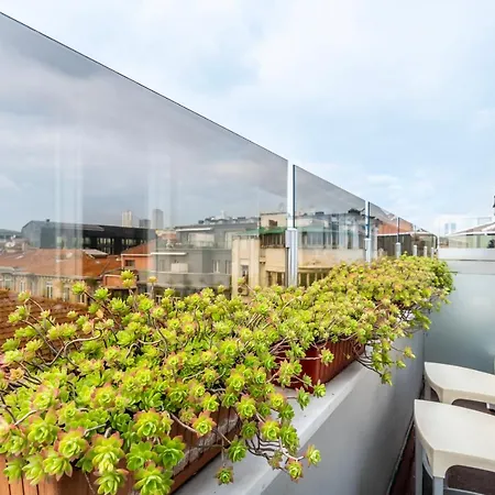 Gallery & Nisantasi Hotel 3*