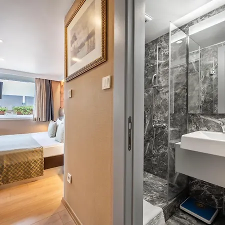 Hotel Gallery & Nisantasi 3*