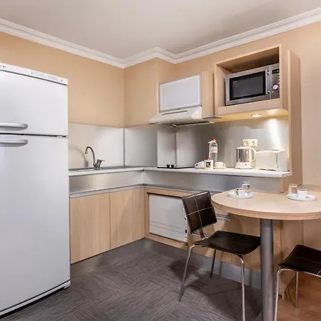 Gallery & Nisantasi Hotel 3*