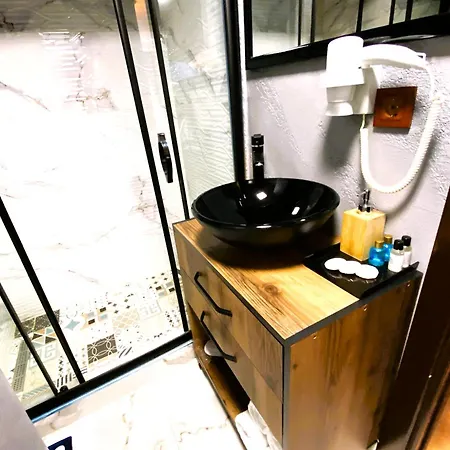 Insta Karakoy Aparthotel