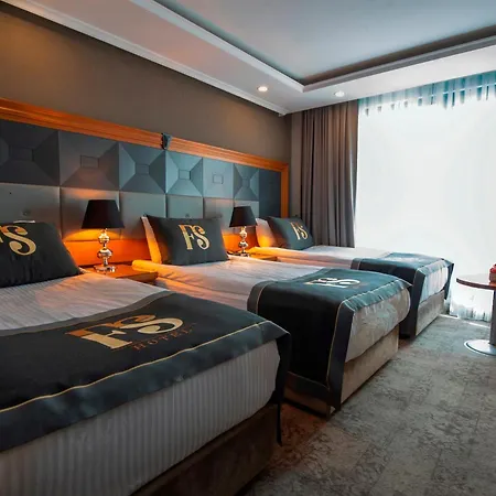 Four Seven Hotel 4*
