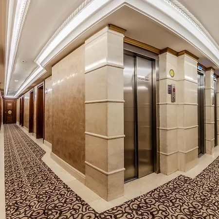 Hotel Eurostars Old 4*