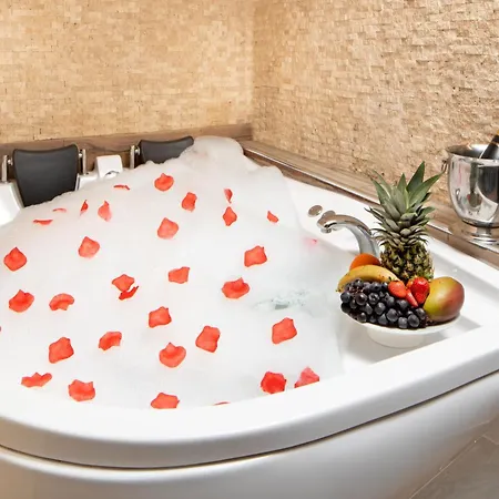 & Hotel 3*