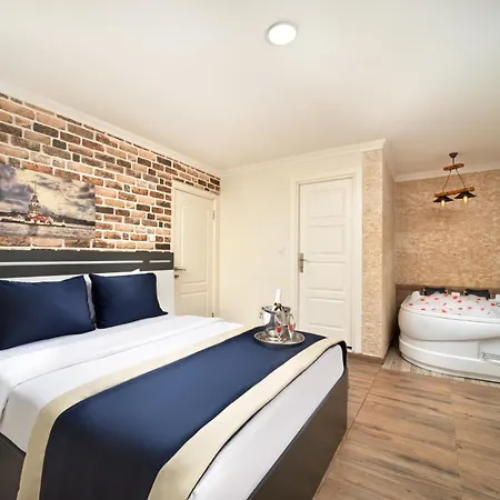 & Hotel Estambul