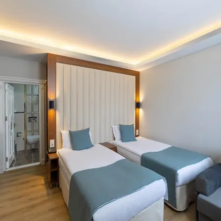 Black Tulip Hotel