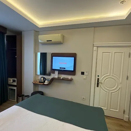 بلاك توليب اسطنبول