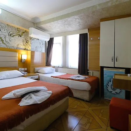 Hotelozbek 3* Istanboel