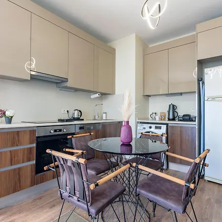 212 Outlet Karsisinda Lux N7 Apartment *