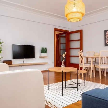 Fascinating Flat Near Popular Attractions In Sisli Apartment