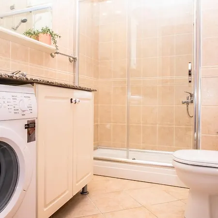 Apartment Fascinating Flat Near Popular Attractions In Sisli Istanbul