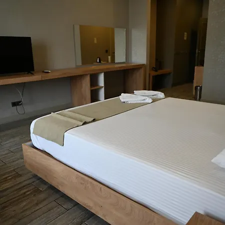 Aparthotel Agora