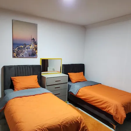 Apartment Taksim Square Residence, Two Bedrooms, Pool Sauna Gym Istanbul