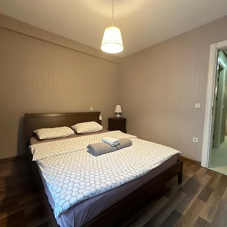 Teras Apartment *