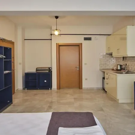 Hotel Mini 3*