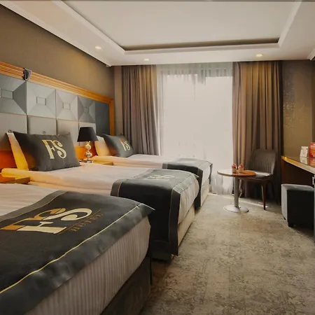 Four Seven Hotel 4*