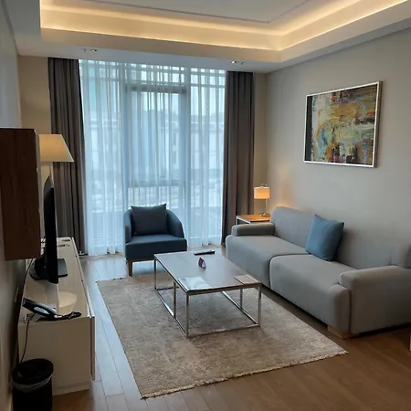 Movenpick Living West 5*