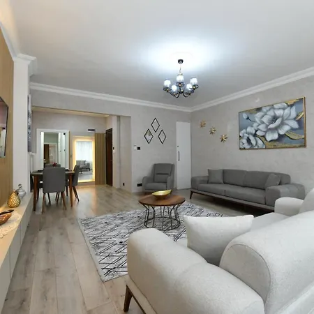Sevinc 1 Apartment