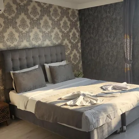 Taksim Royal & Aparthotel