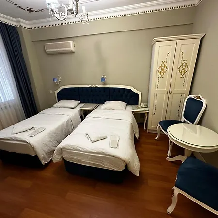 Alyon - Taksim 3*