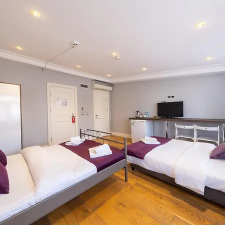 The Luxury Frame Suites Stambuł