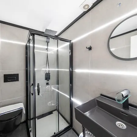Hotel The Luxury Frame Suites *